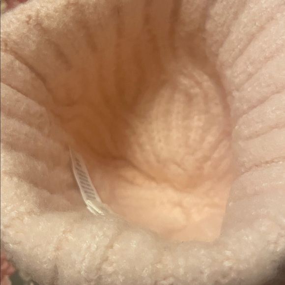 Tucker + Tate Pink Cable Knit Pom Beanie, 0-12mo, NWT 💘HOST PICK 1/24 💘 - Picture 7 of 8